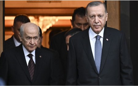 2024'e Damga Vuran Siyasi Olaylar: Almanak 2024 Siyaset