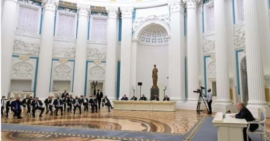 Zengin ve sessiz: Putin Rusya'nın milyarderlerini nasıl ikna etti?