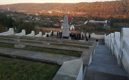 Galiçya şehitlerine vefa: Afyonkarahisarlı öğrenciler Çekya'da