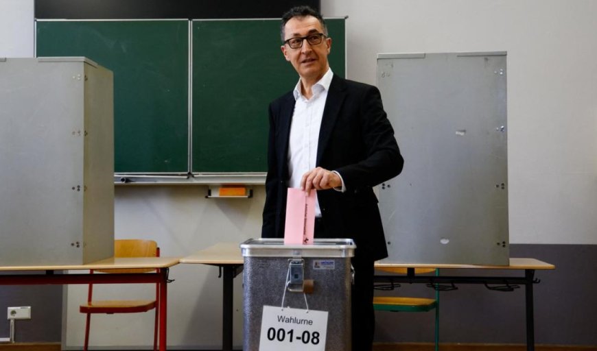 Baden-Württemberg sandık başında: Özdemir ile Hagel yarışıyor
